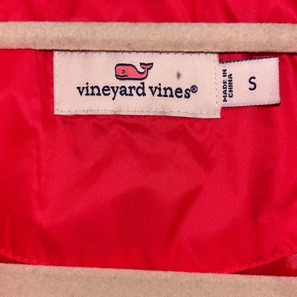 Vineyard Vines Quilted Whale Tail Puffer Vest Small - Picture 3 of 8